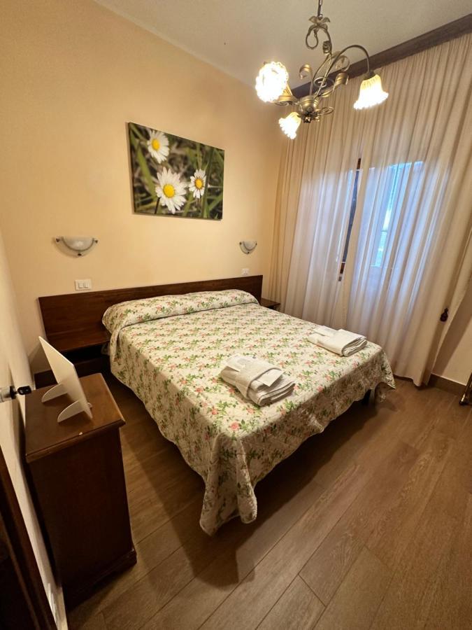 Villa Tardioli Кастеллуччо Екстер'єр фото